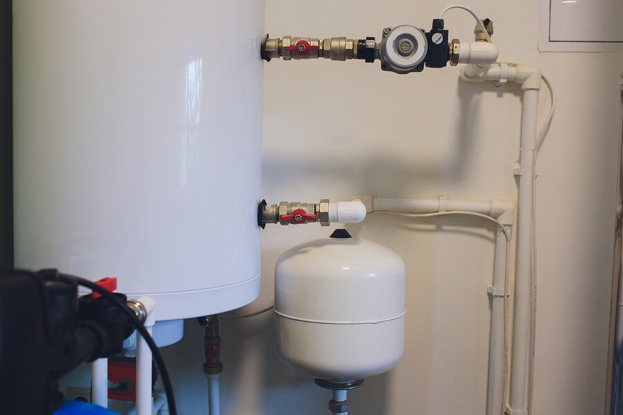 Unvented hot water cylinder installation